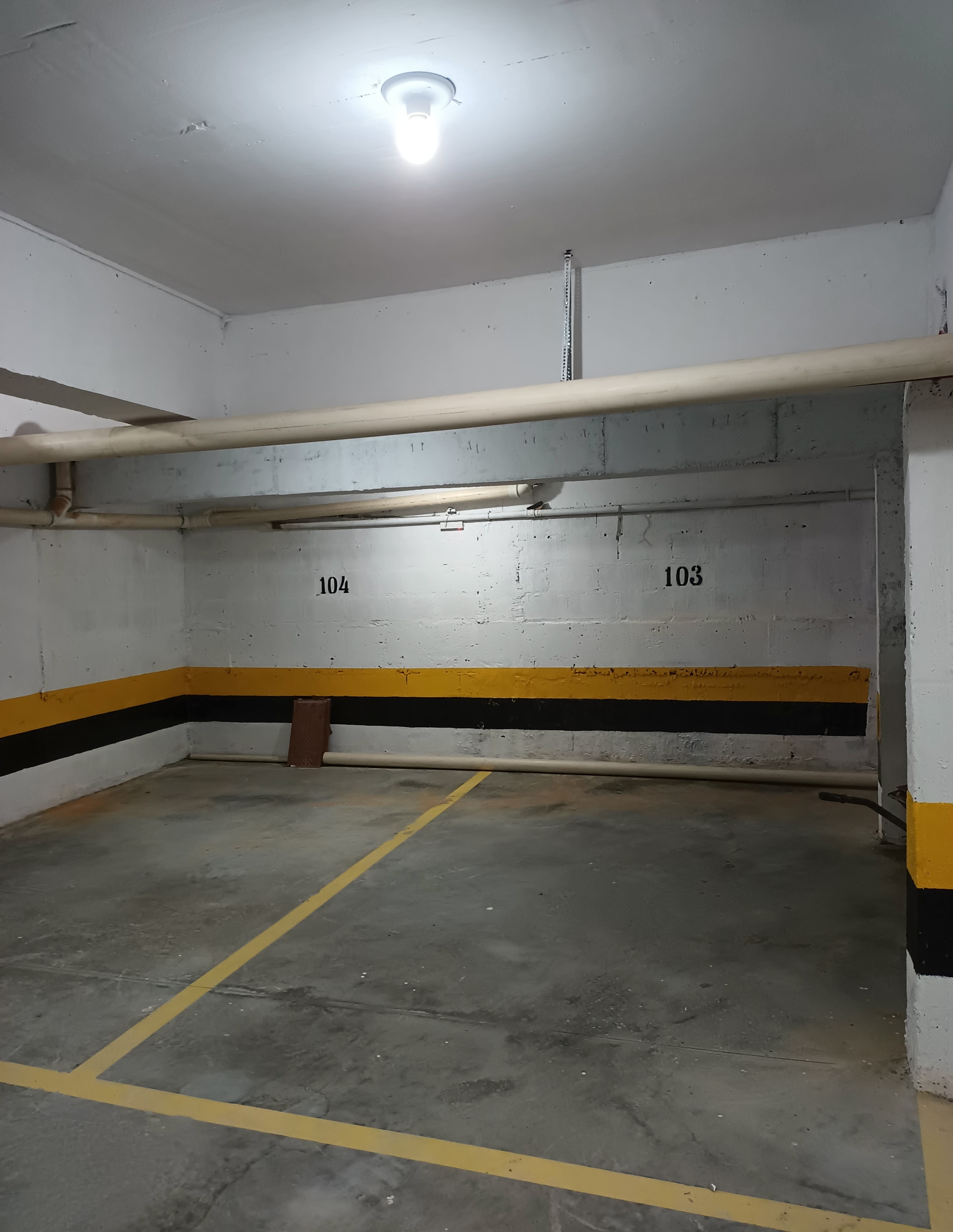 Apartamento Térreo à Venda – Centro de Montes Claros/MG