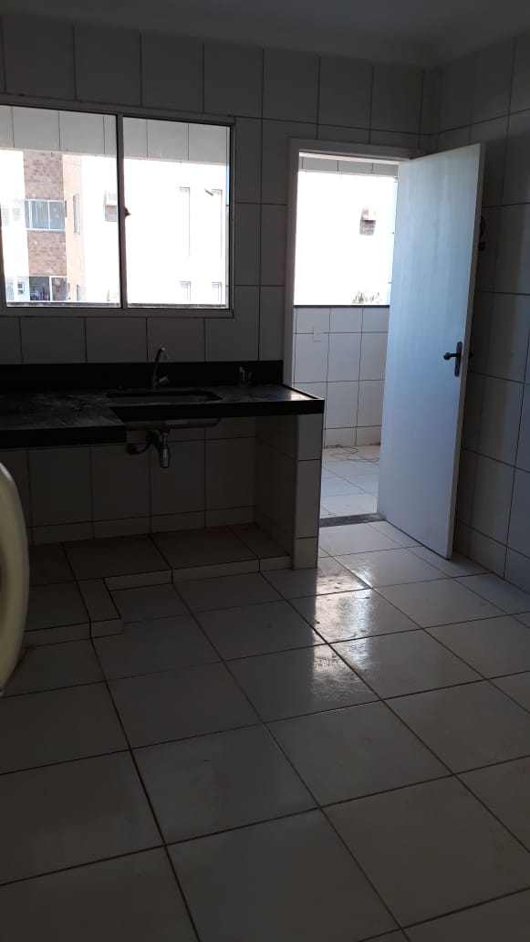 VENDE-SE APARTAMENTO
