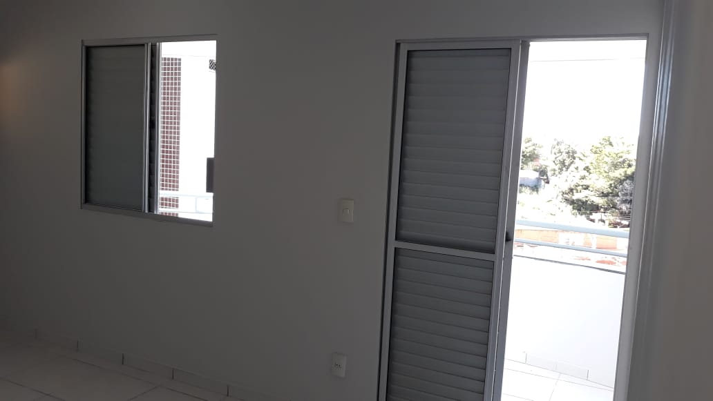 VENDE-SE APARTAMENTO