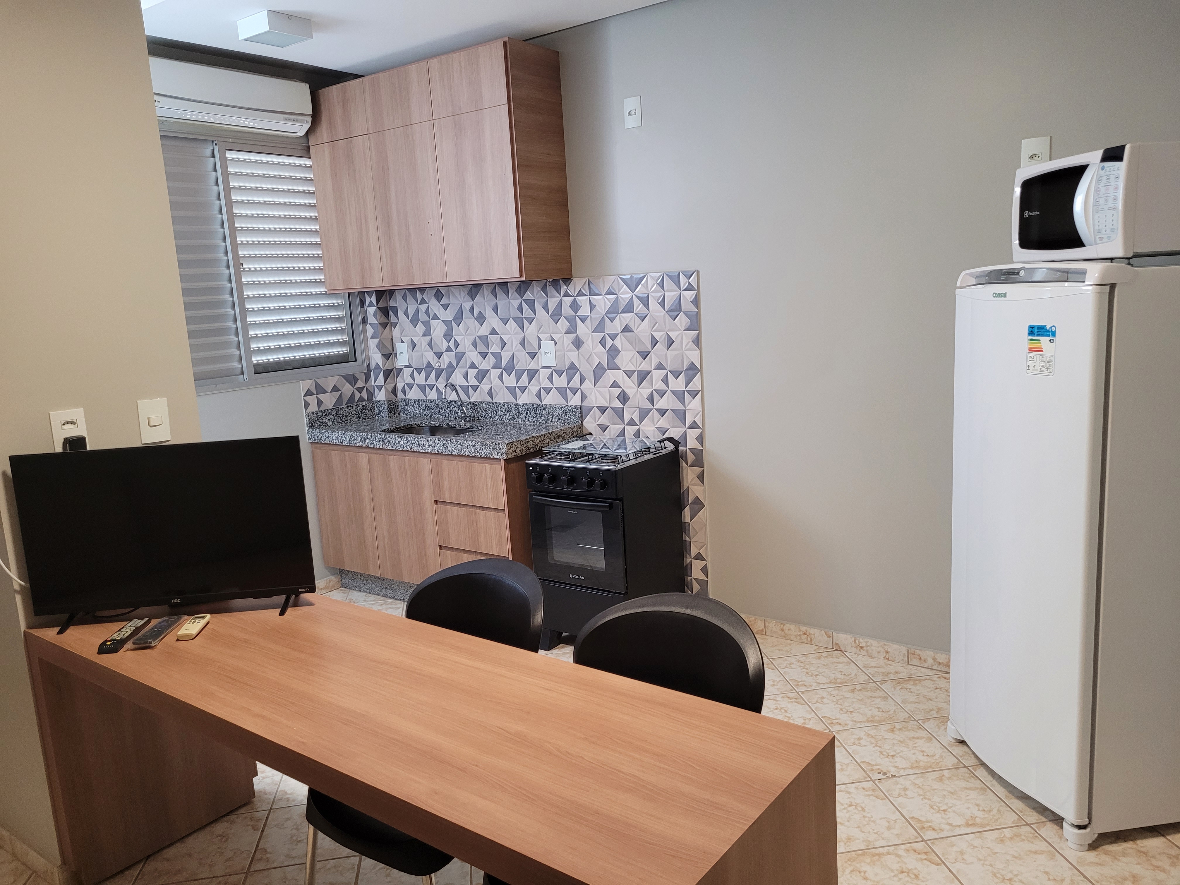 ***DISPONÍVEL*** APARTAMENTO MOBILIADO DE UM QUARTO PARA ALUGUEL - 2F4