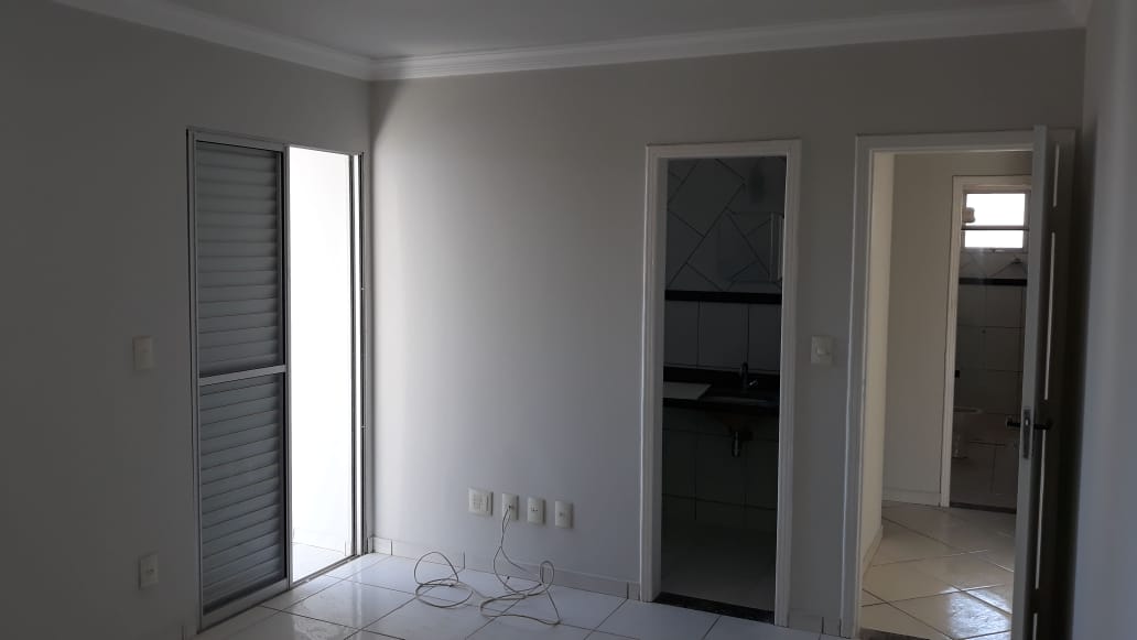 VENDE-SE APARTAMENTO