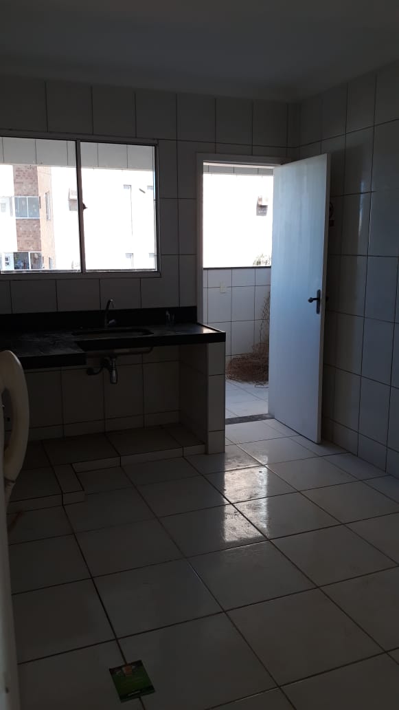 VENDE-SE APARTAMENTO