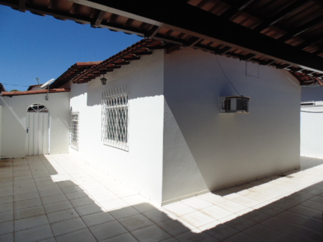 Vende se excelente casa bairro Morada do Parque