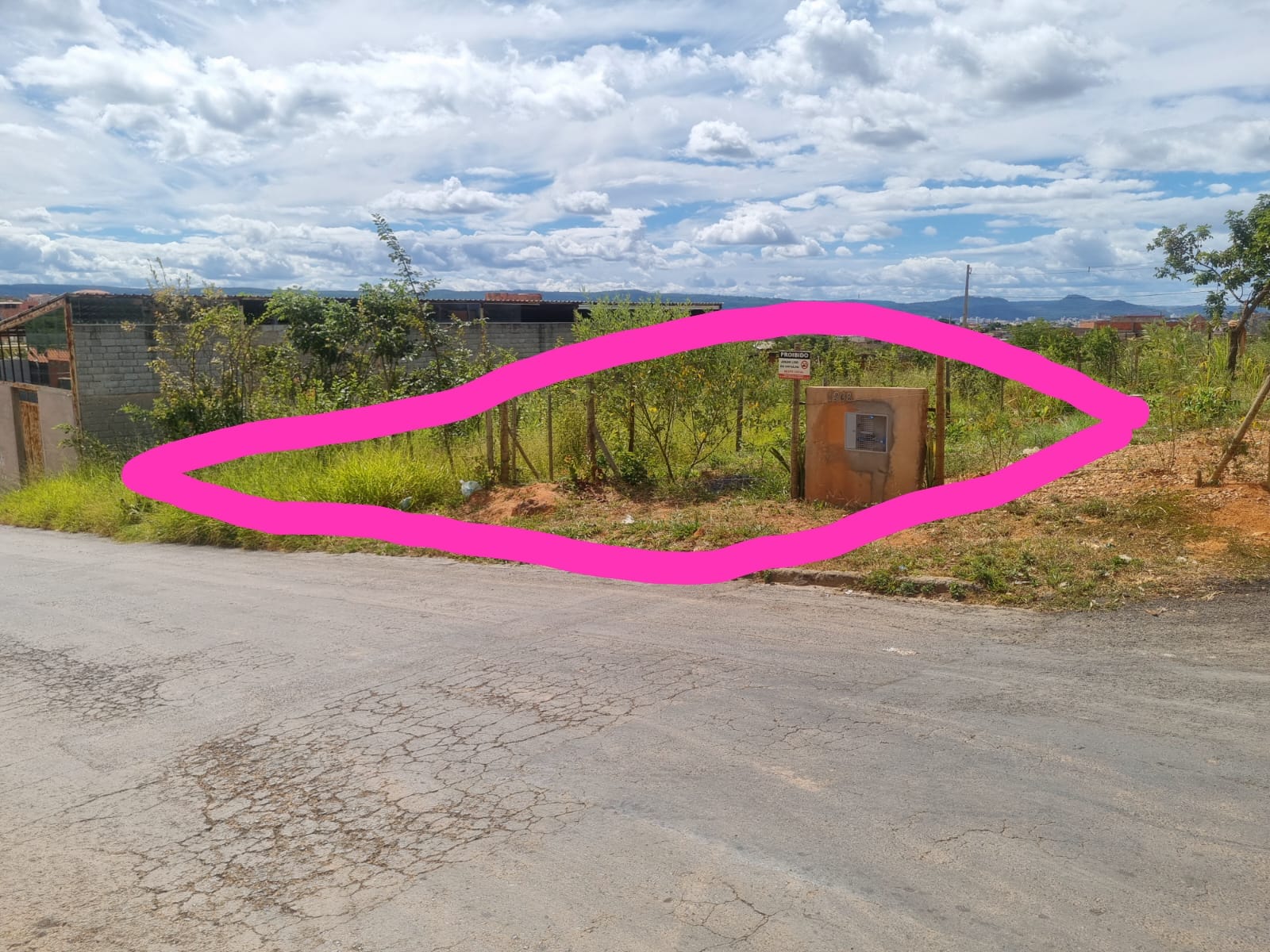 Vende-se Lote