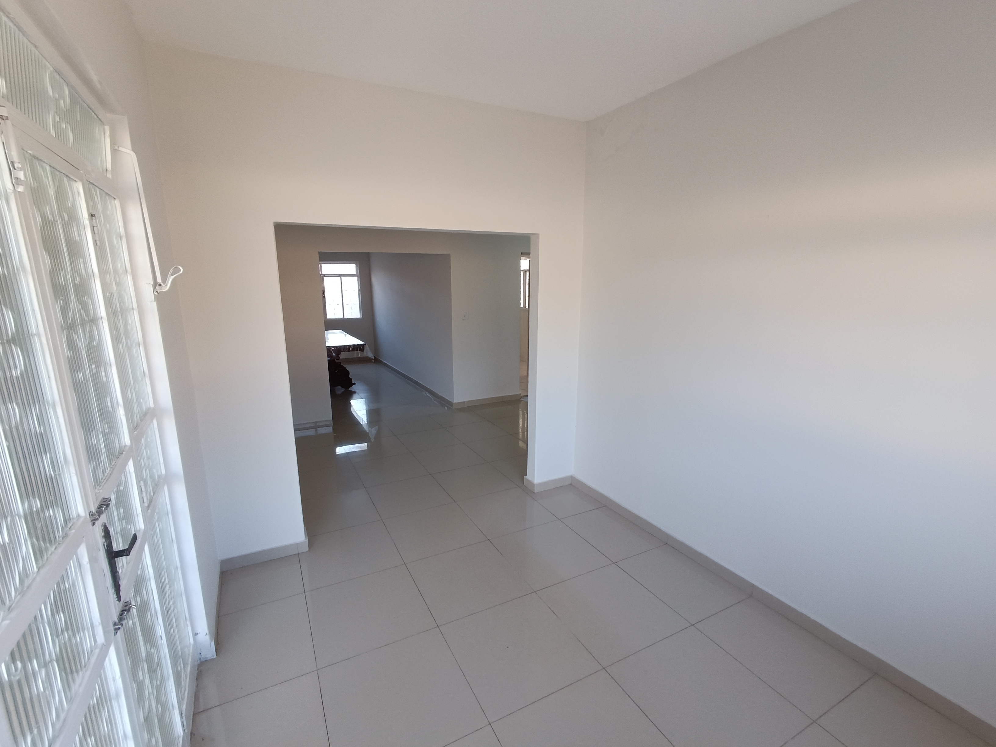 Vende-se excelente casa no tradicional bairro JK em Montes Claros – MG