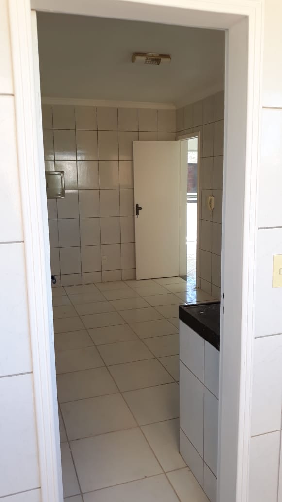 VENDE-SE APARTAMENTO