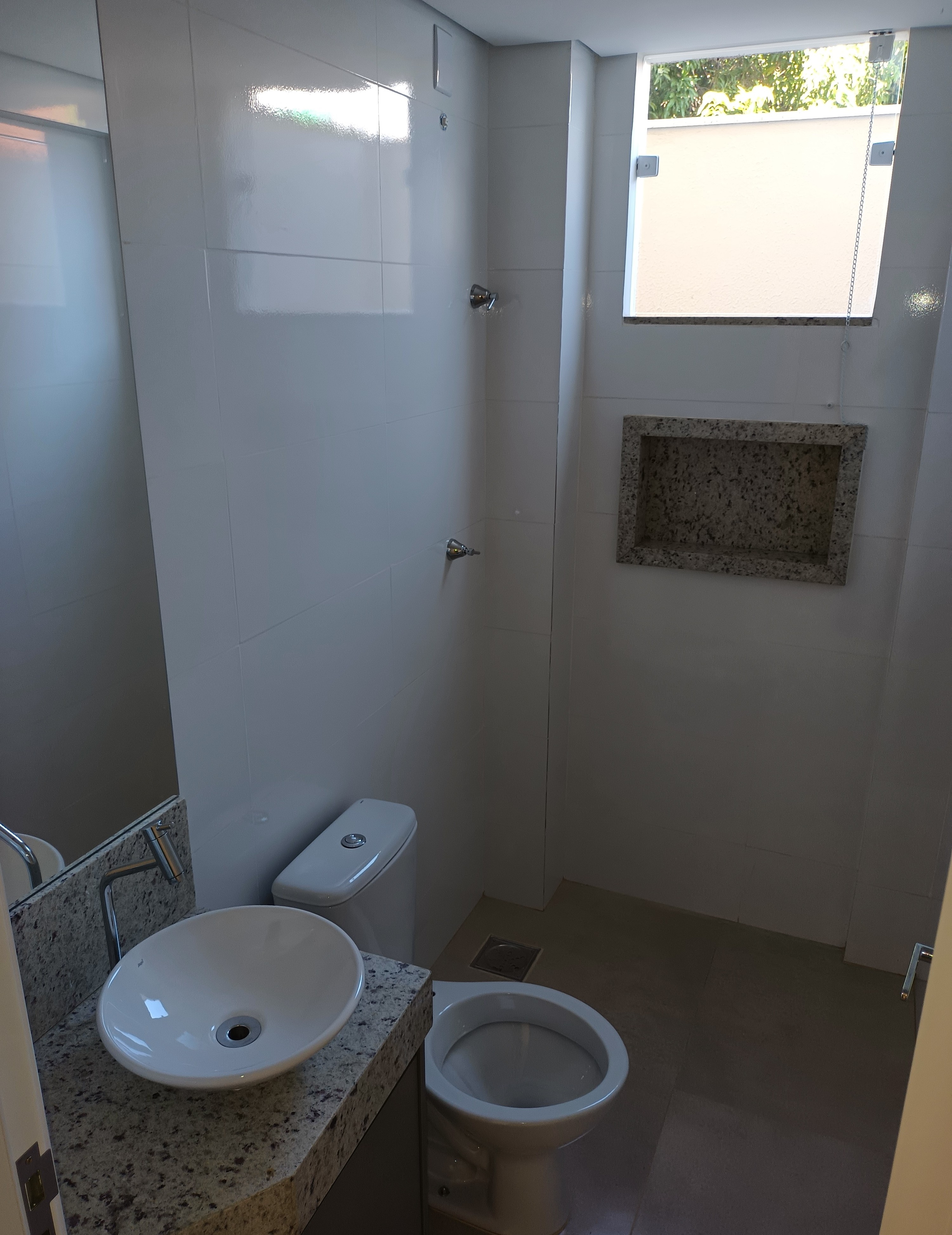 Apartamento Térreo à Venda – Centro de Montes Claros/MG