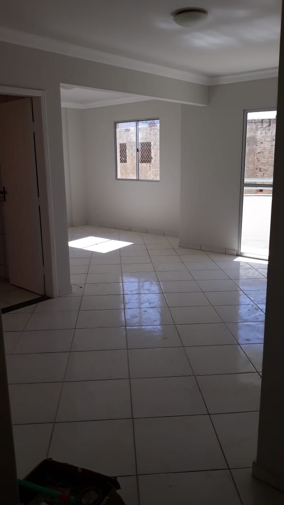VENDE-SE APARTAMENTO
