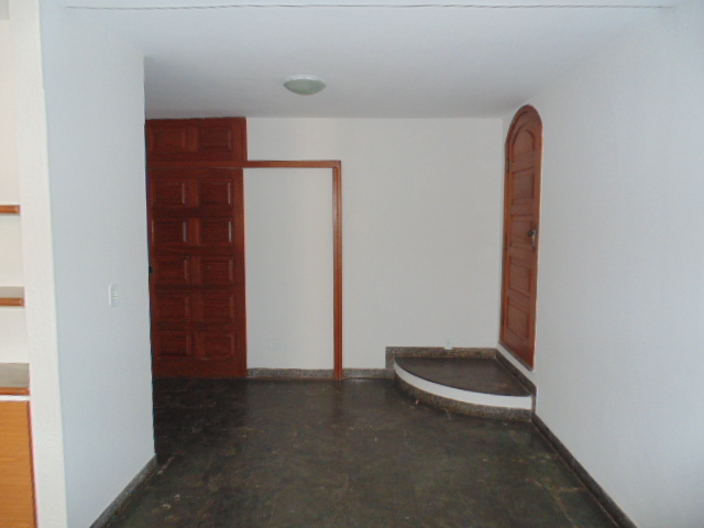 Vende se excelente casa bairro Morada do Parque