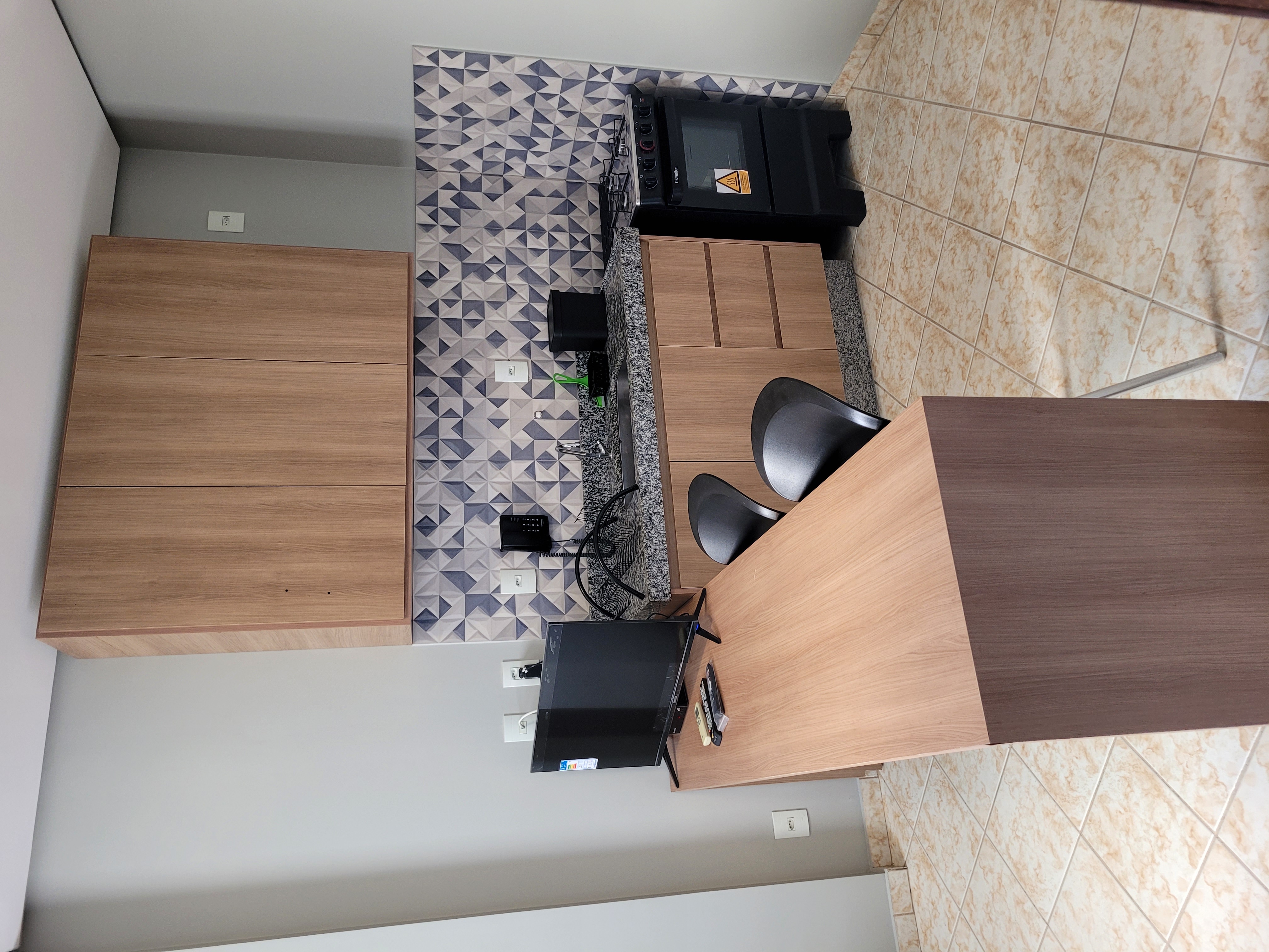 ***DISPONÍVEL*** APARTAMENTO MOBILIADO DE UM QUARTO PARA ALUGUEL DE LONGO PRAZO - 2F5