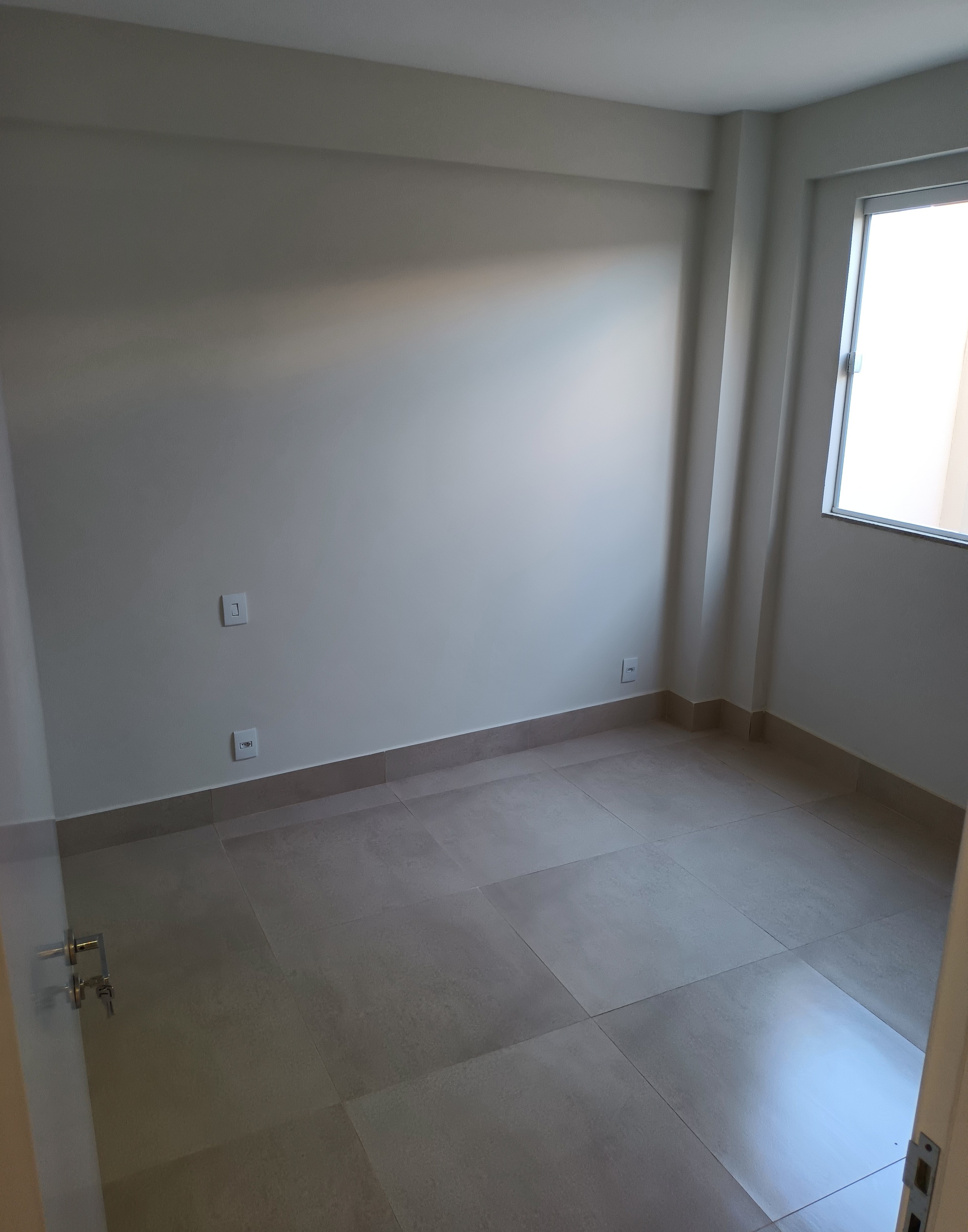 Apartamento Térreo à Venda – Centro de Montes Claros/MG