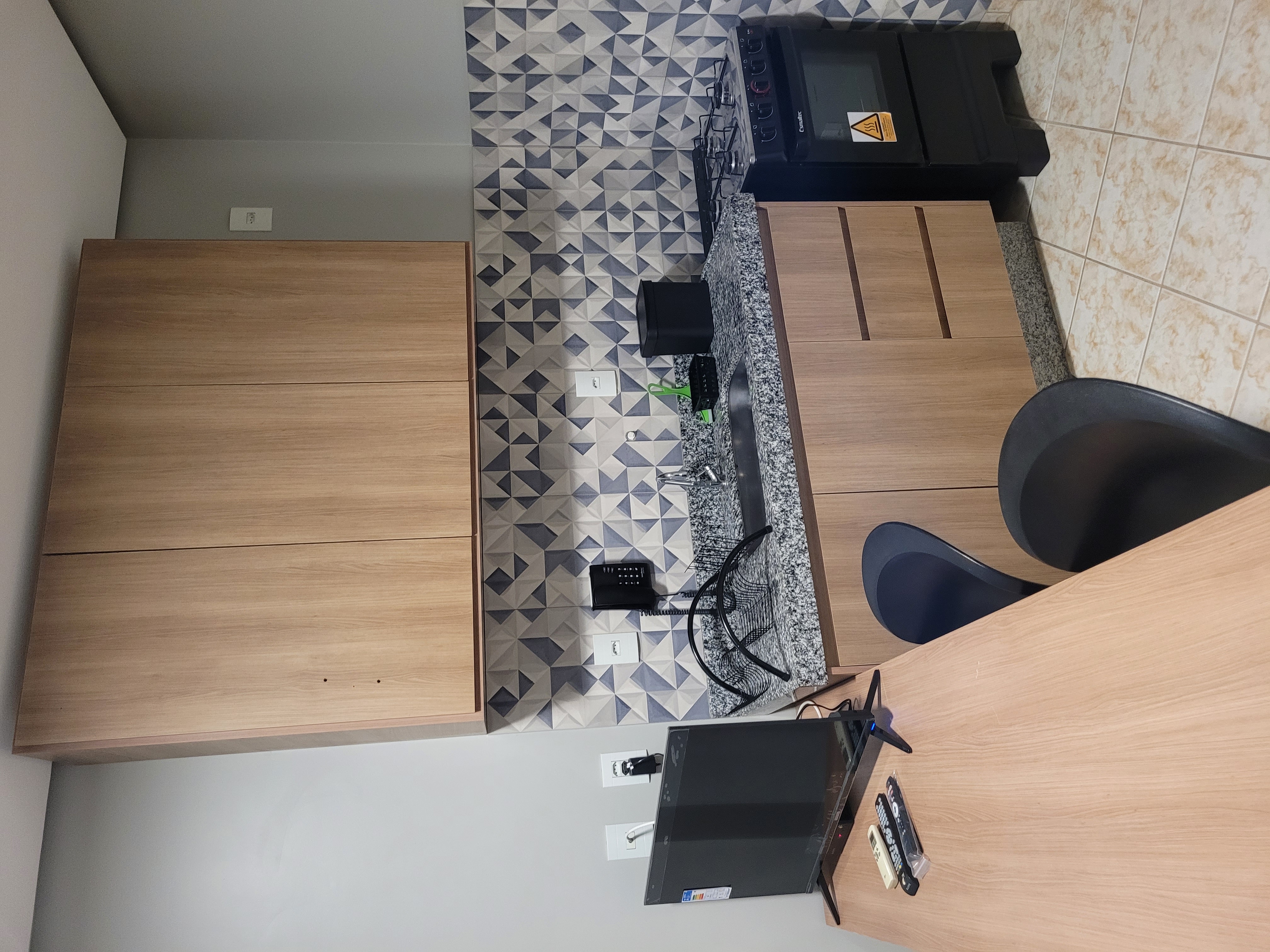 ***DISPONÍVEL*** APARTAMENTO MOBILIADO DE UM QUARTO PARA ALUGUEL DE LONGO PRAZO - 2F5