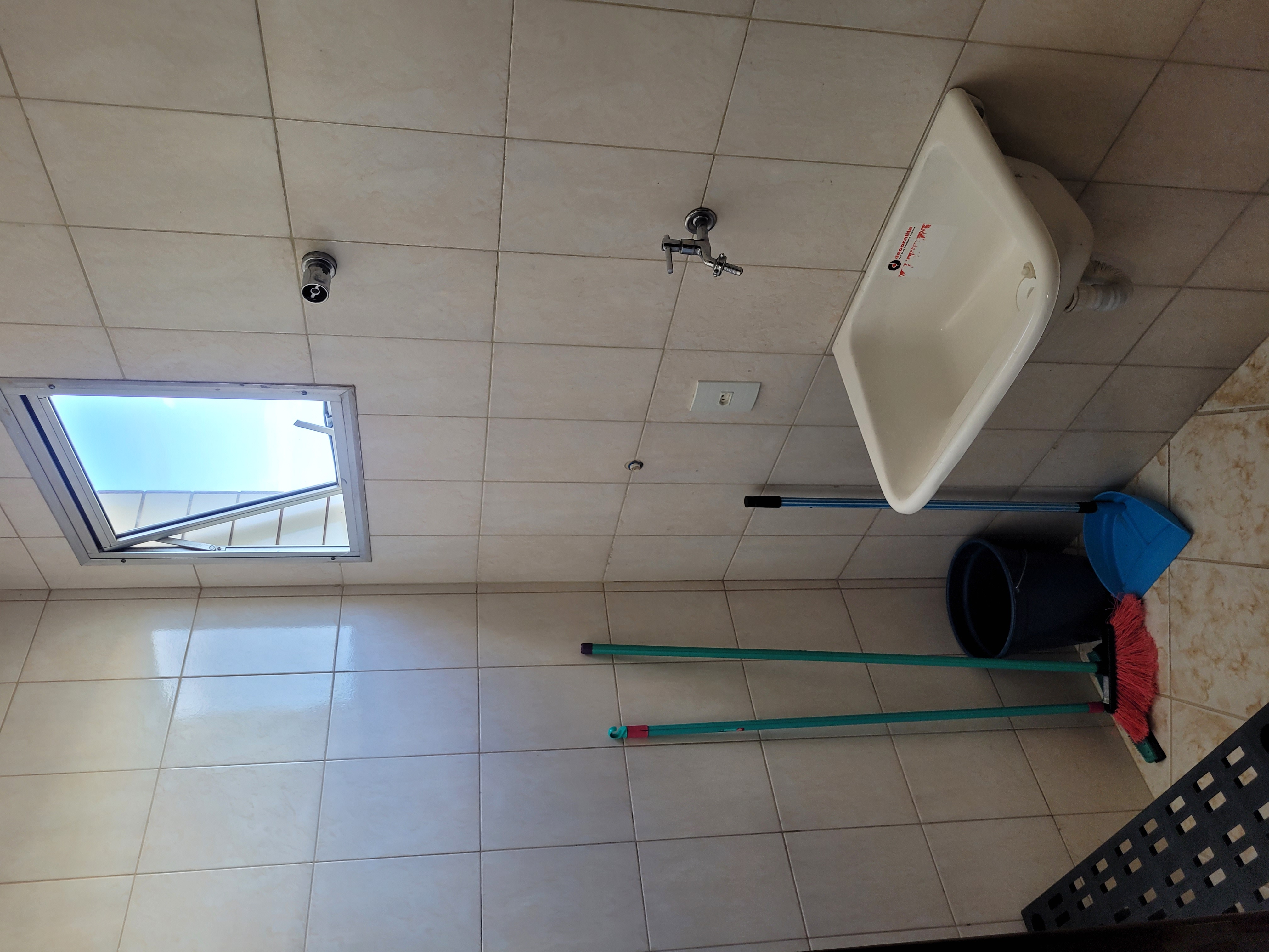 ***DISPONÍVEL*** APARTAMENTO MOBILIADO COMPLETO DE UM QUARTO PARA LOCAÇÃO - 1F1