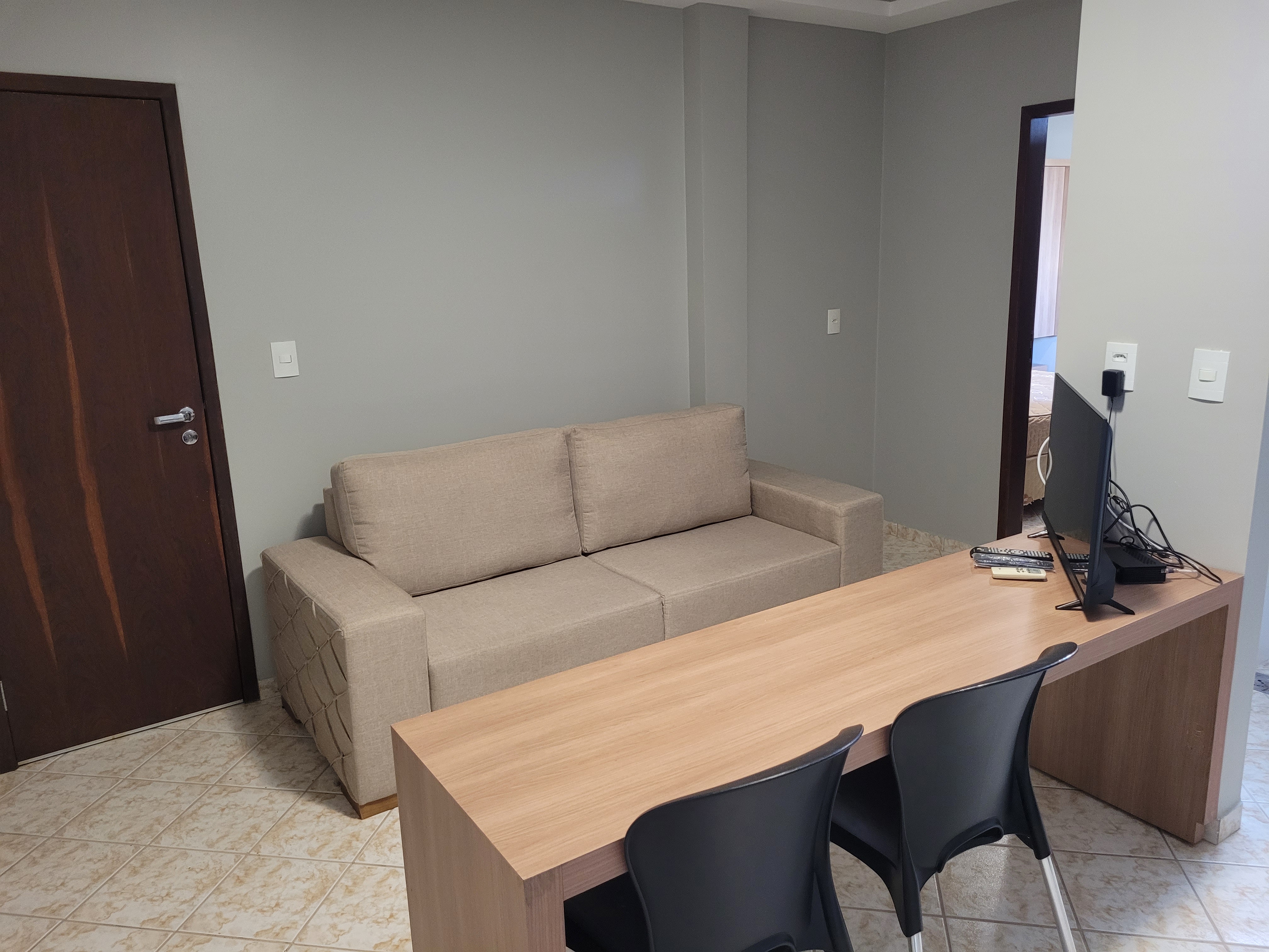 ***DISPONÍVEL*** APARTAMENTO MOBILIADO DE UM QUARTO PARA ALUGUEL - 2F4