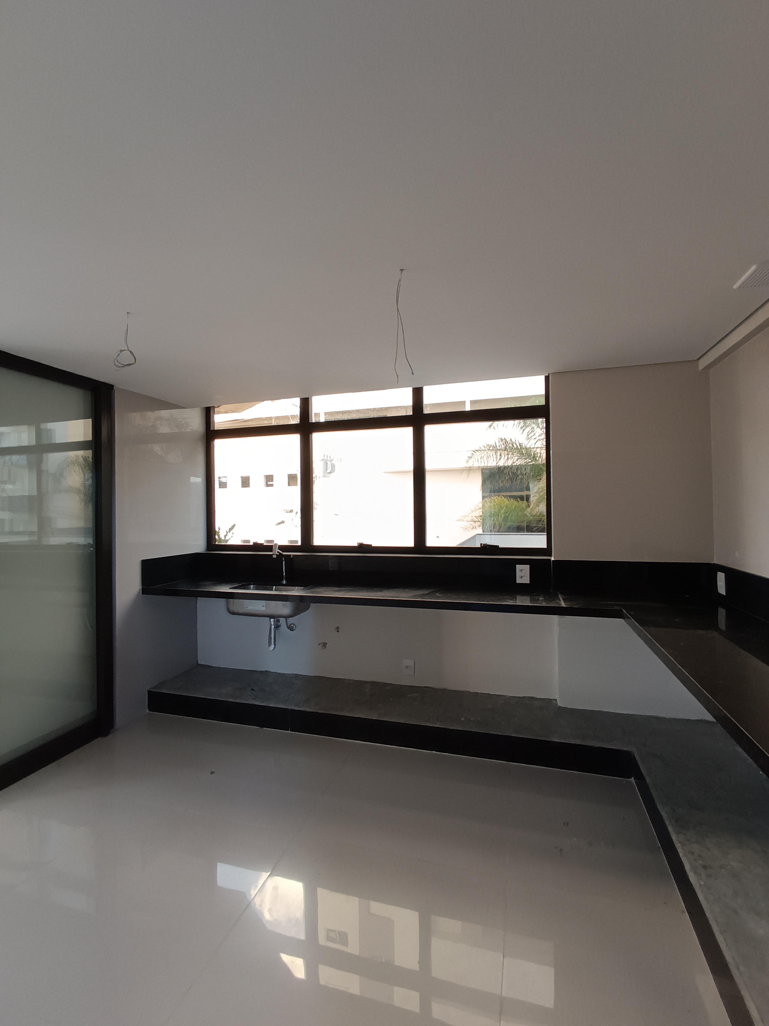 APARTAMENTO DE ALTO PADRÃO - TODOS OS SANTOS