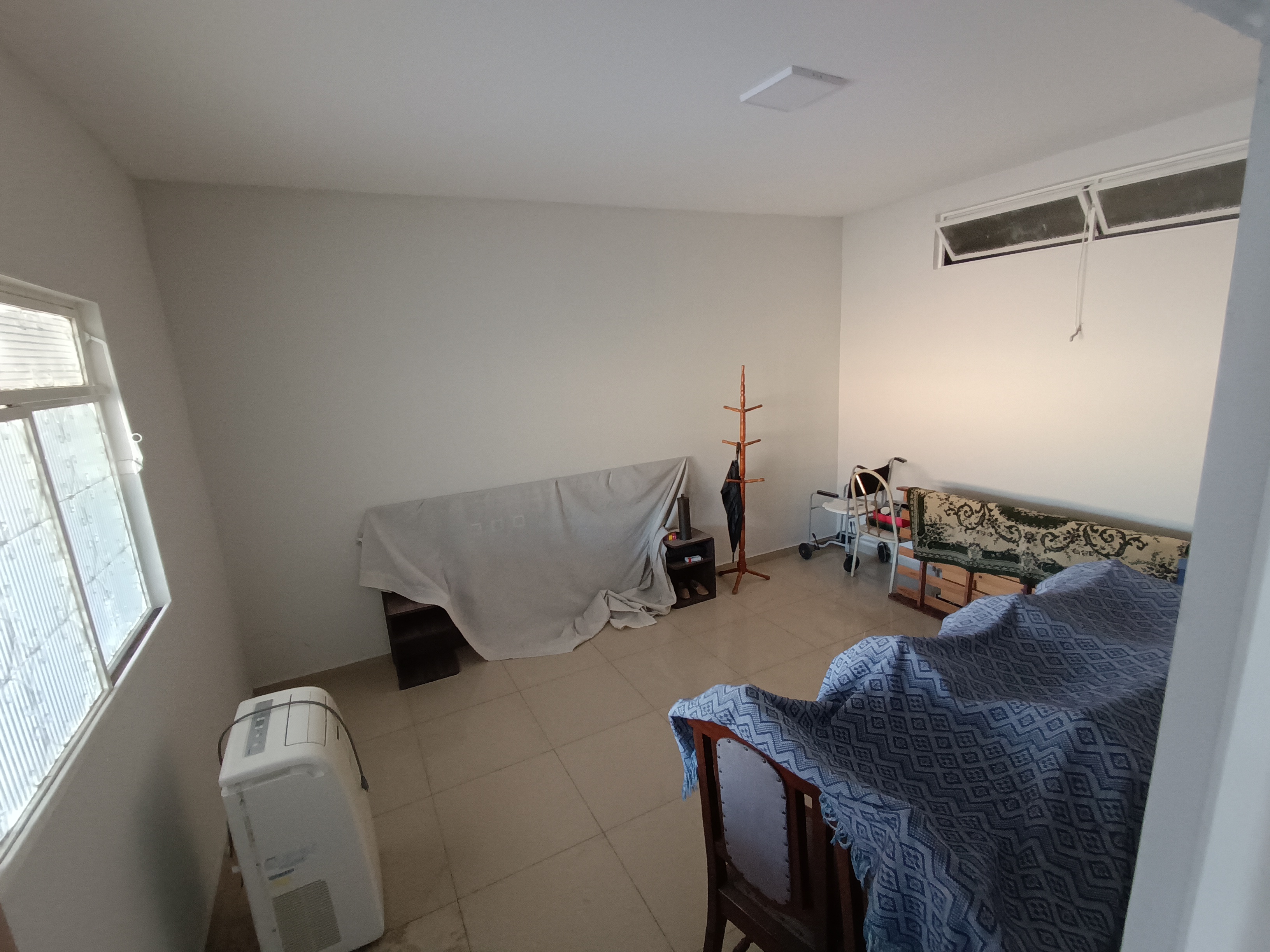 Vende-se excelente casa no tradicional bairro JK em Montes Claros – MG