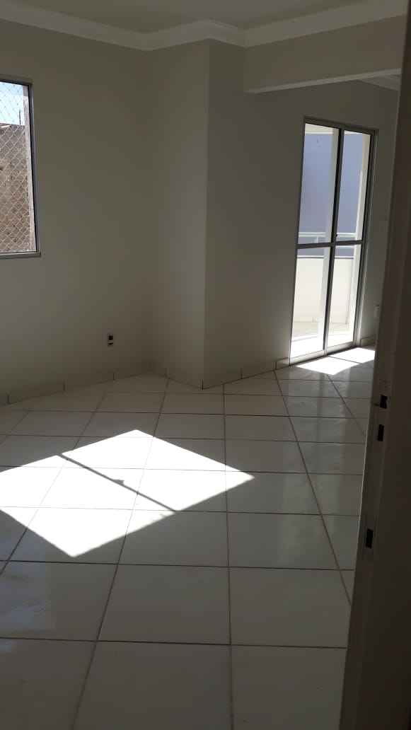 VENDE-SE APARTAMENTO
