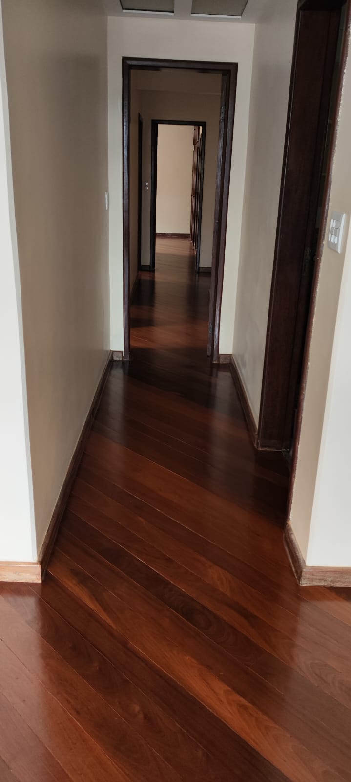 Alugo/vendo Apartamento de 3 quartos, 2 garagens