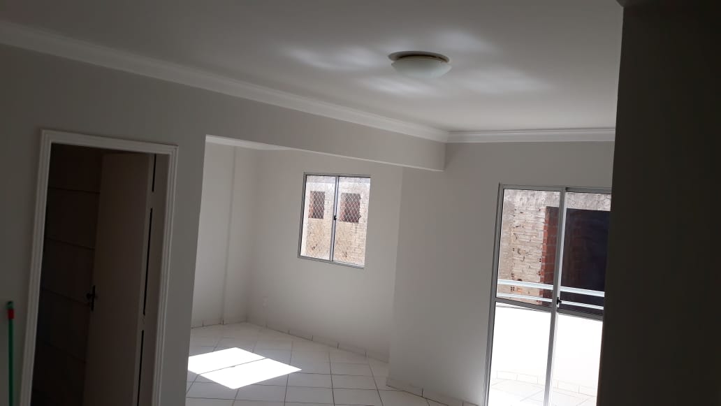 VENDE-SE APARTAMENTO