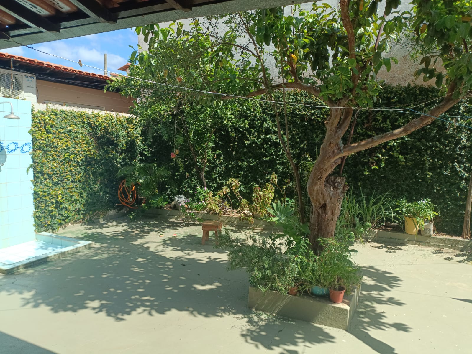Casa à Venda – Vila Brasília, Montes Claros/MG
