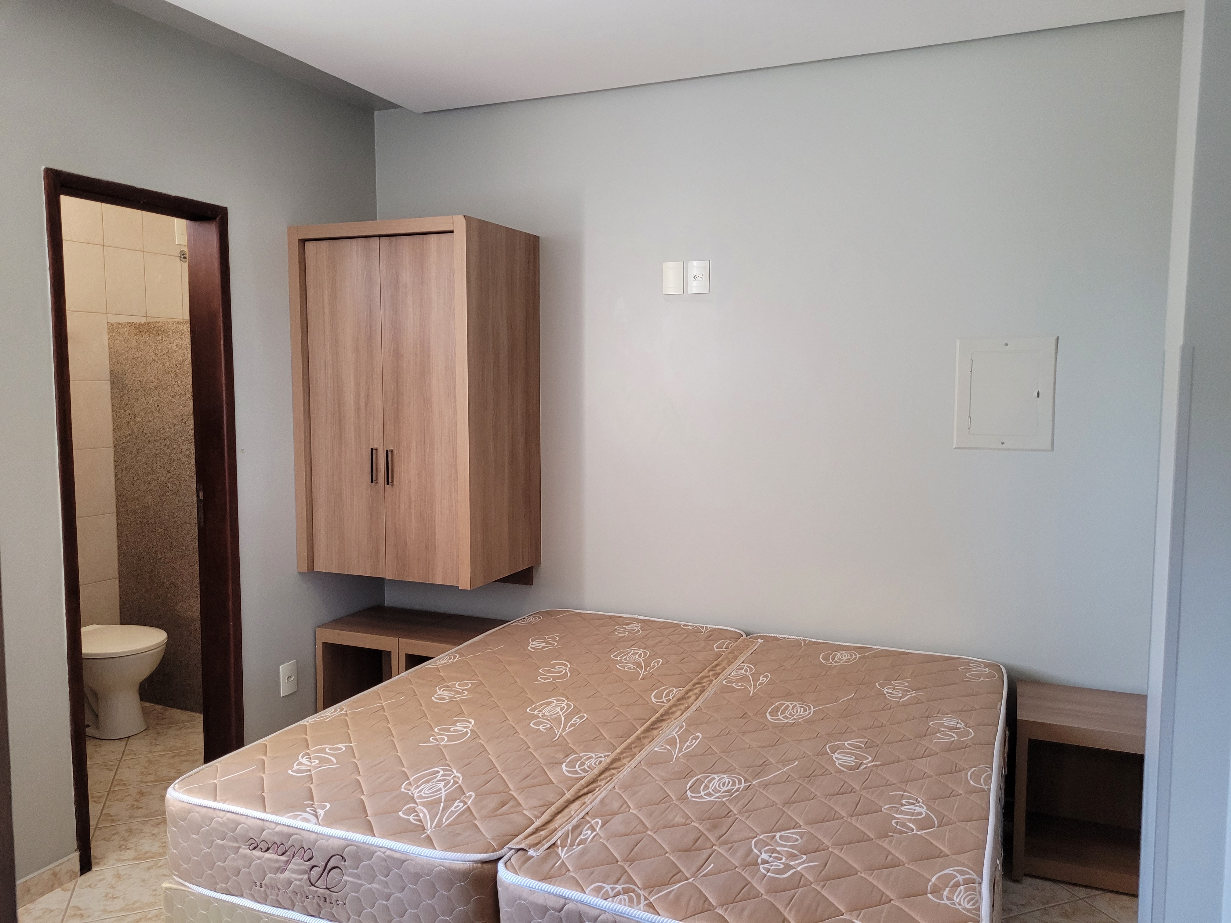 ***DISPONÍVEL*** APARTAMENTO MOBILIADO DE UM QUARTO PARA ALUGUEL DE LONGO PRAZO - 2F5
