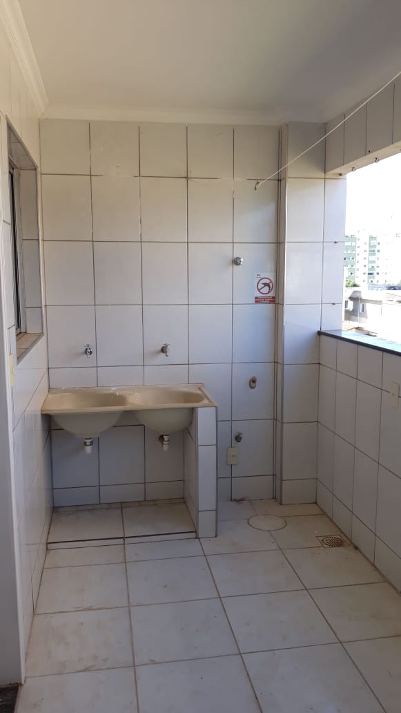 VENDE-SE APARTAMENTO