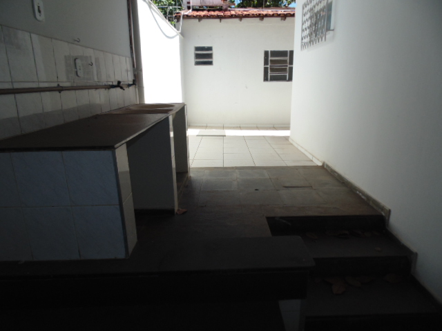 Vende se excelente casa bairro Morada do Parque