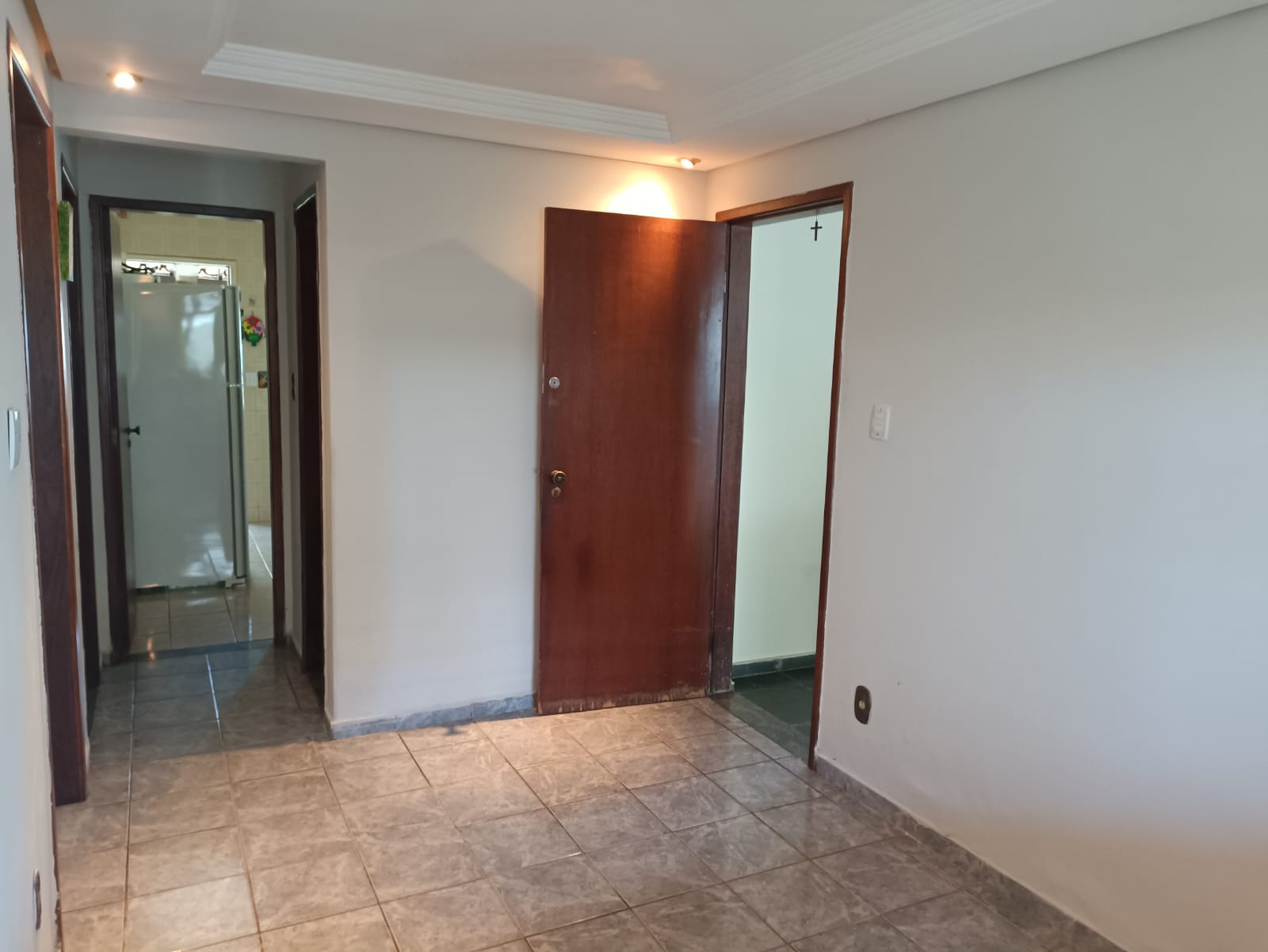 Casa à Venda – Vila Brasília, Montes Claros/MG