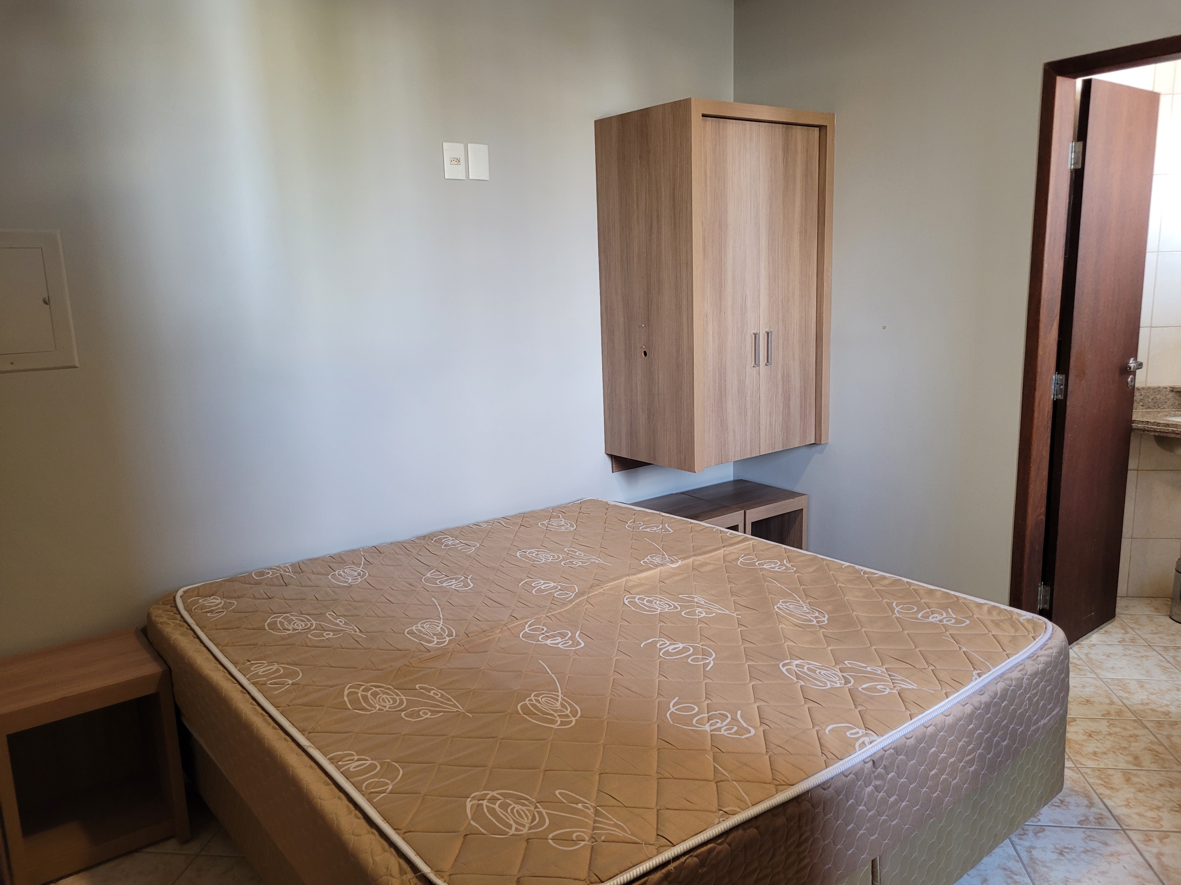 ***DISPONÍVEL*** APARTAMENTO MOBILIADO DE UM QUARTO PARA ALUGUEL - 2F4