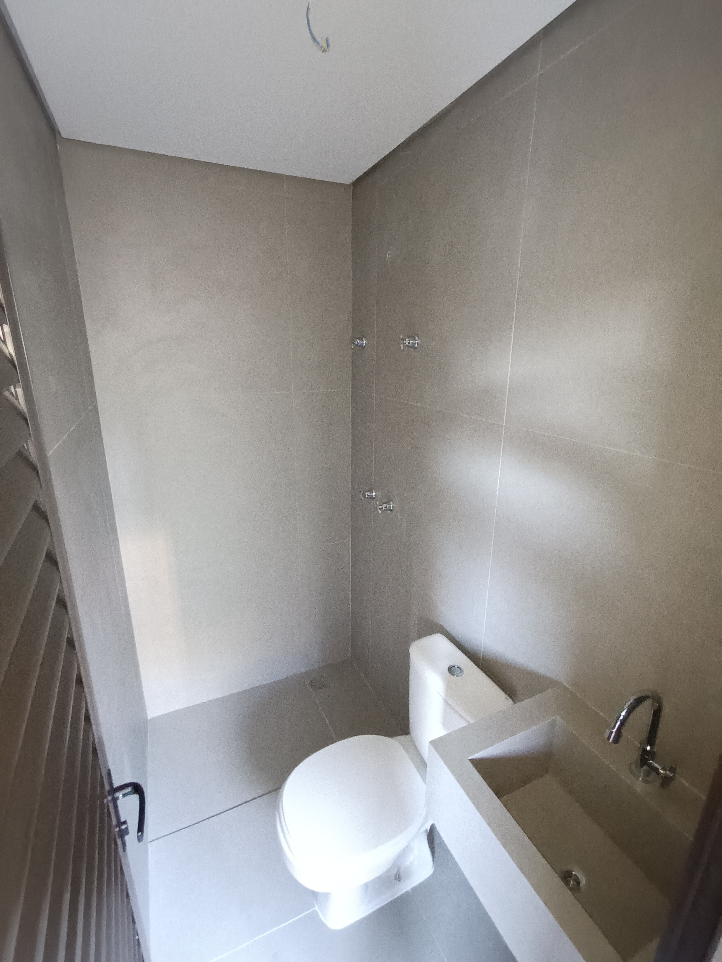 APARTAMENTO DE ALTO PADRÃO - TODOS OS SANTOS