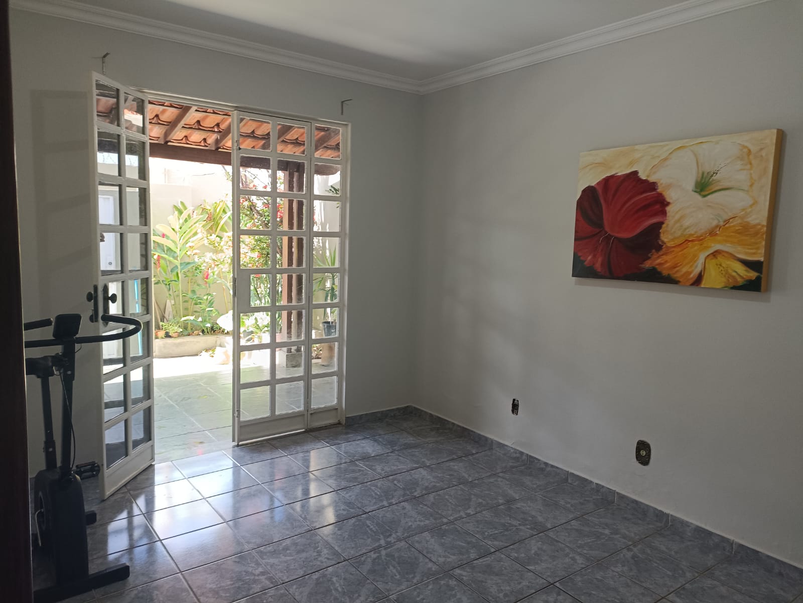 Casa à Venda – Vila Brasília, Montes Claros/MG