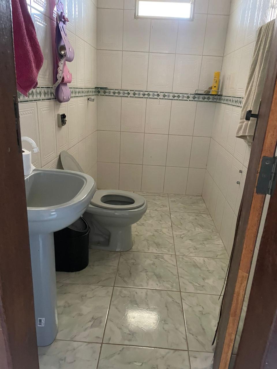 IMÓVEL COM DUAS CASAS INDEPENDENTES E ALTO POTENCIAL DE INVESTIMENTO – MONTES CLAROS/MG